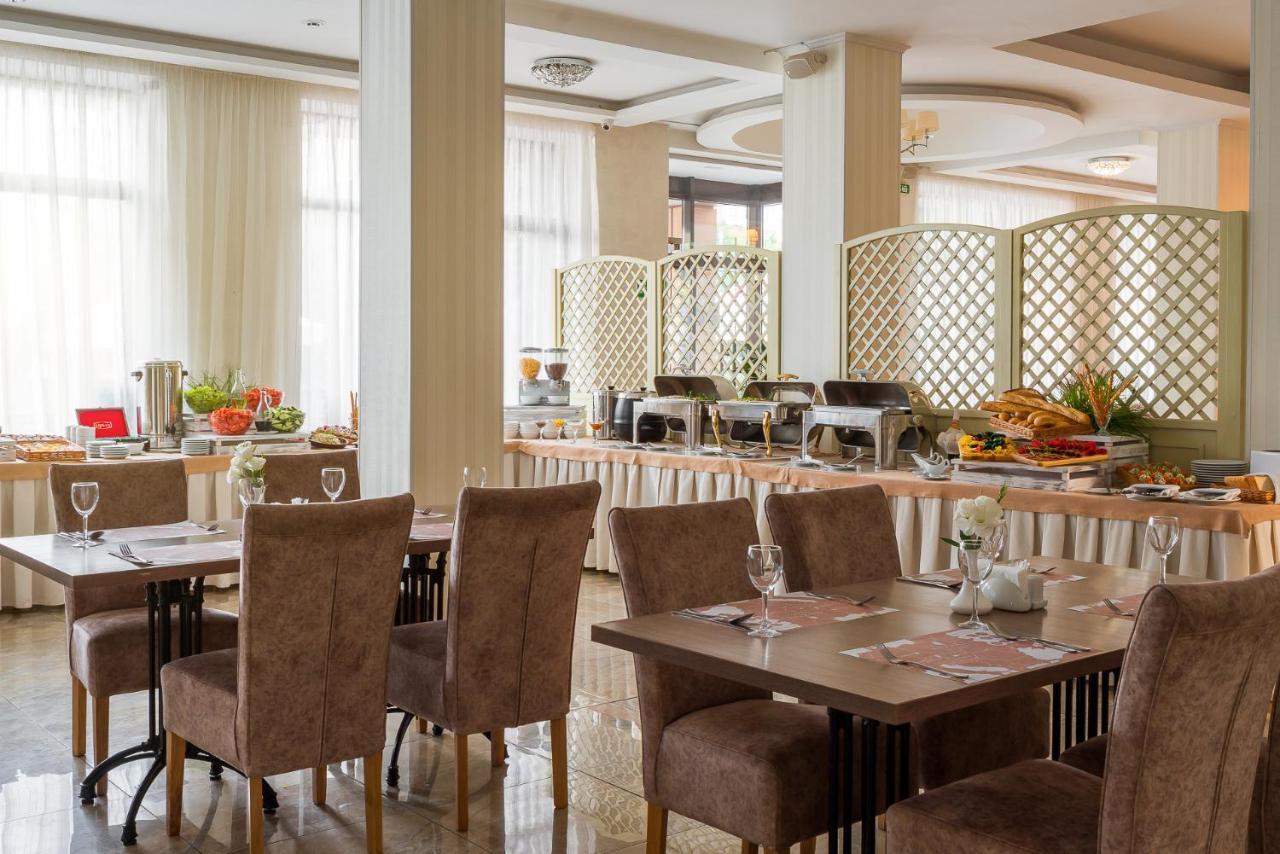 Arcadia 3*